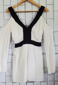 NWT STRUT & BOLT LOS ANGELES  Cold Shoulder Romper